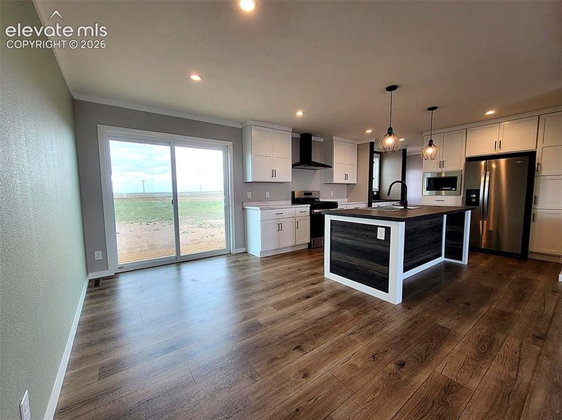 10 V Rd, Rush, CO 80833