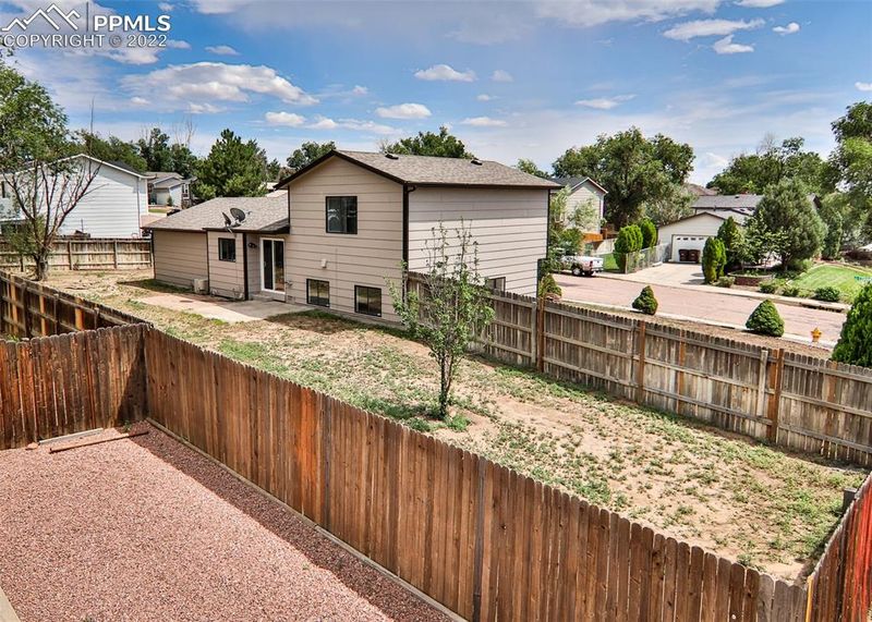 100 Comanche Ct, Fountain, CO 80817