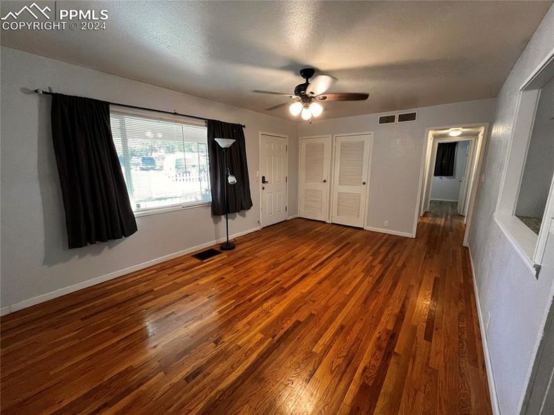 1002 Montrose Ave, Colorado Springs, CO 80905