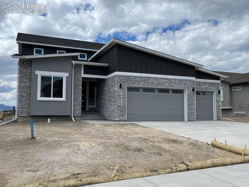 10022 Bison Valley Trl, Colorado Springs, CO 80908