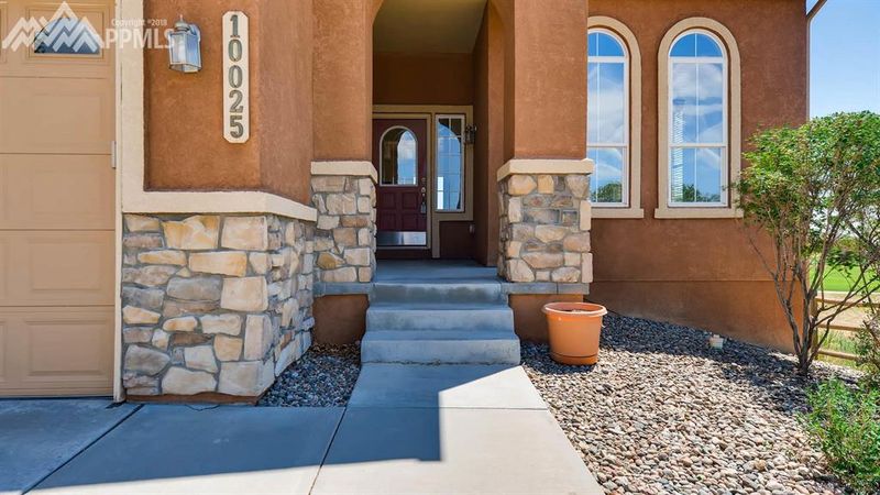 10025 Kings Canyon Dr, Peyton, CO 80831