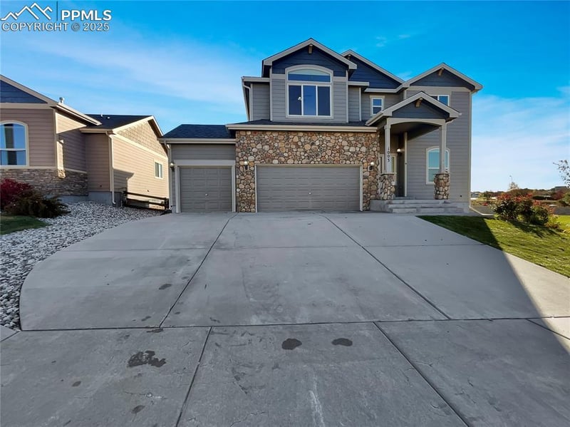 1003 Deschutes Dr, Colorado Springs, CO 80921