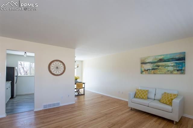 1004 N Chelton Rd, Colorado Springs, CO 80909
