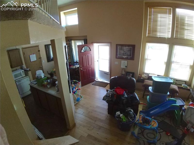 1005 Greenbrier Dr, Colorado Springs, CO 80916