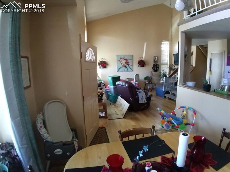 1005 Greenbrier Dr, Colorado Springs, CO 80916
