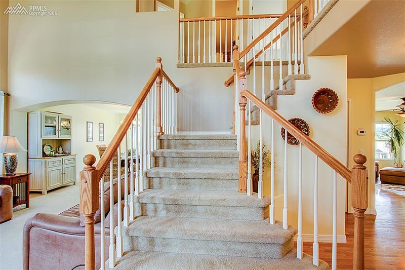 10050 Red Sage Dr, Colorado Springs, CO 80920