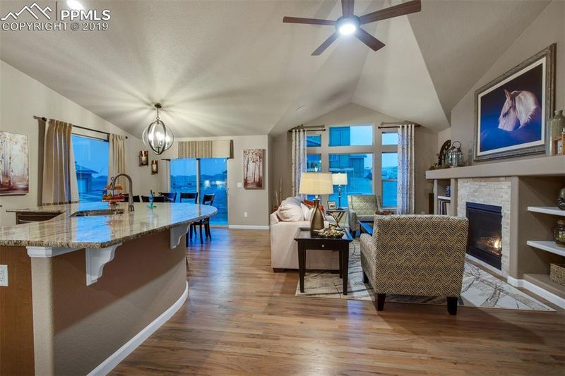 10069 Thrive Ln, Colorado Springs, CO 80924