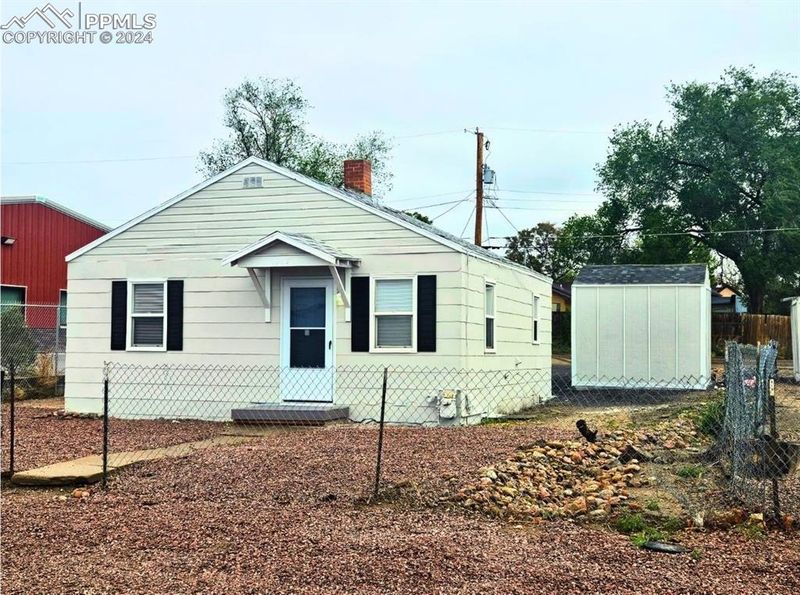 1007 W 10th St, Pueblo, CO 81003