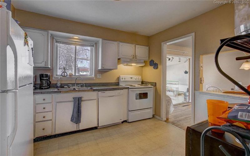 1008 Wynkoop Dr, Colorado Springs, CO 80909