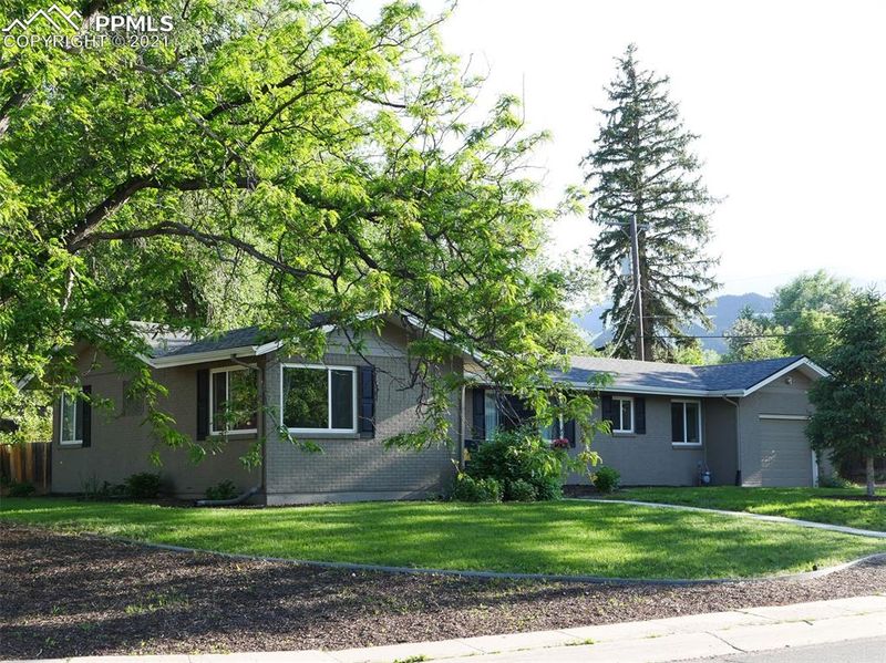 1009 Mercury Dr, Colorado Springs, CO 80905