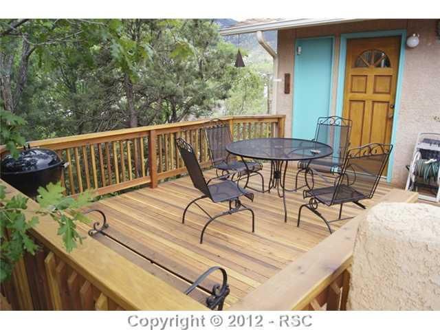 101 Panorama Pl, Manitou Springs, CO 80829