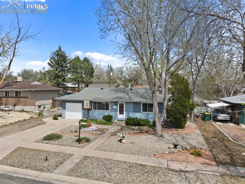 1011 Holmes Dr, Colorado Springs, CO 80909