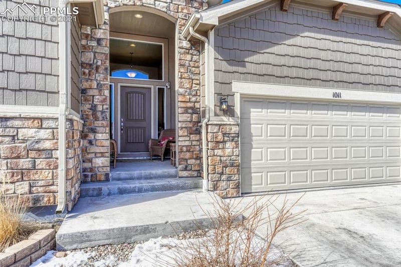 1011 Night Blue Cir, Monument, CO 80132
