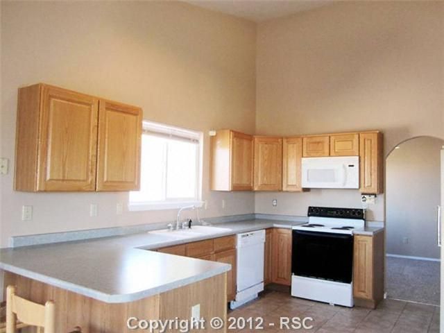 10114 Rolling Ridge Rd, Colorado Springs, CO 80925