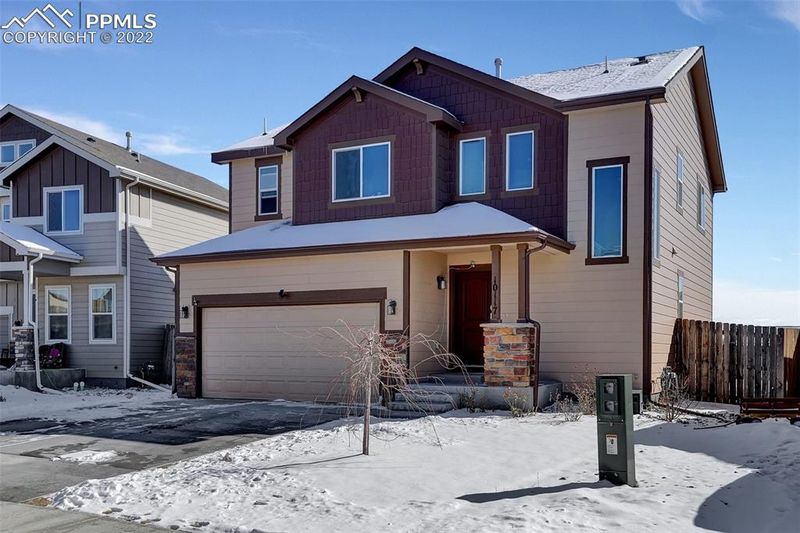 10117 Declaration Dr, Colorado Springs, CO 80925
