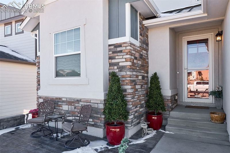 10118 Thrive Ln, Colorado Springs, CO 80924