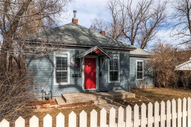 1012 W Cucharras St, Colorado Springs, CO 80904