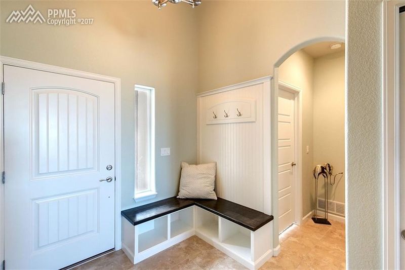 10125 Golf Crest Dr, Peyton, CO 80831