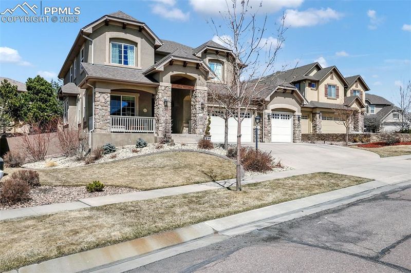10132 Oak Knoll Ter, Colorado Springs, CO 80920