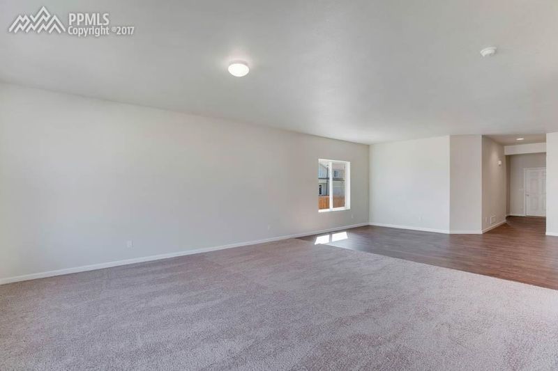 10132 Seawolf Dr, Colorado Springs, CO 80925