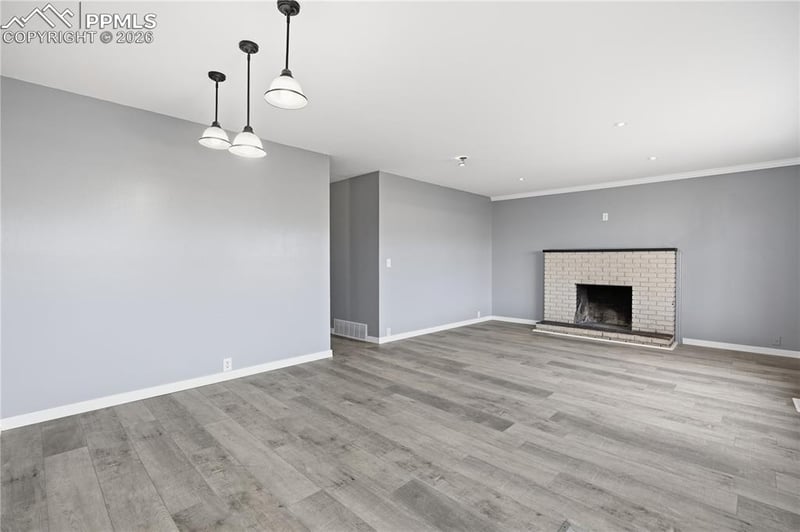 1014 Fosdick Dr, Colorado Springs, CO 80909