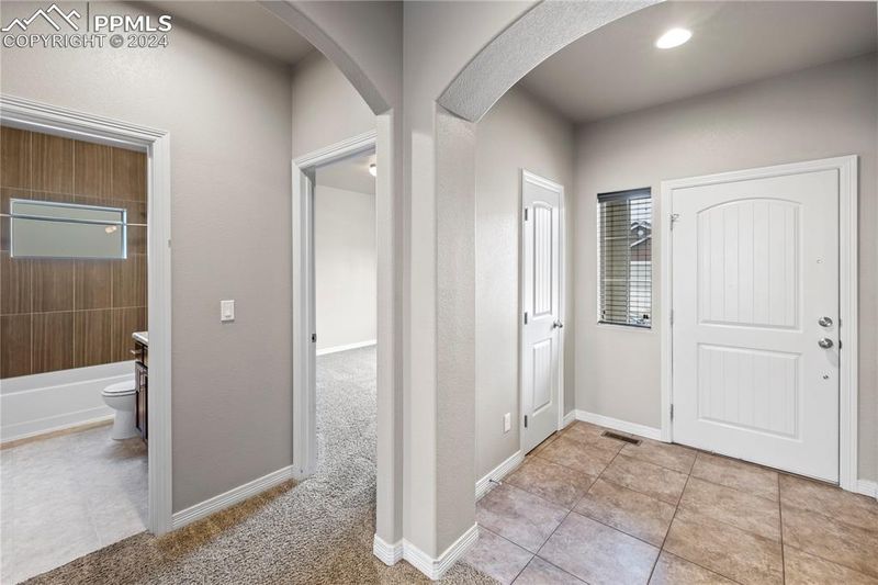 10141 Declaration Dr, Colorado Springs, CO 80925