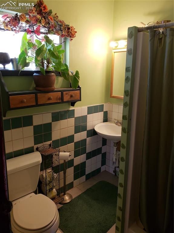 1015 E Abriendo Ave, Pueblo, CO 81004
