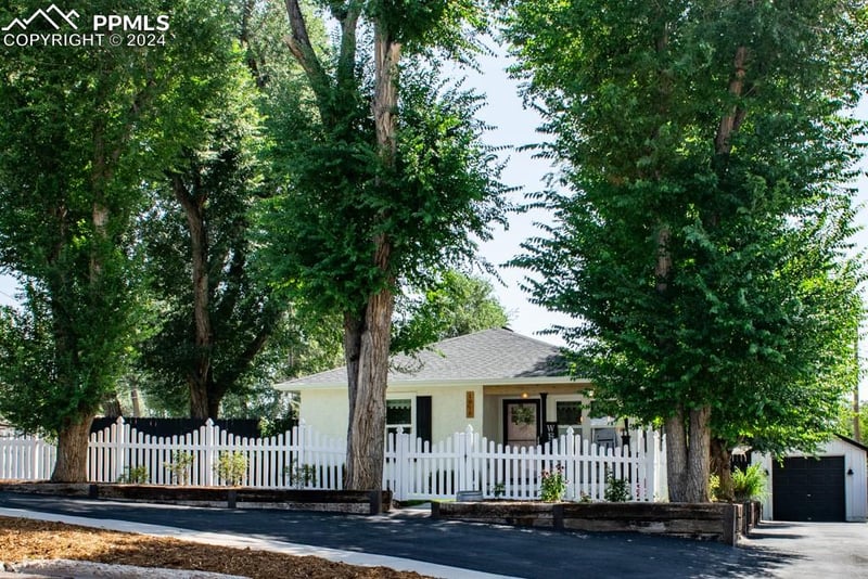 1015 Alexander Rd, Colorado Springs, CO 80909
