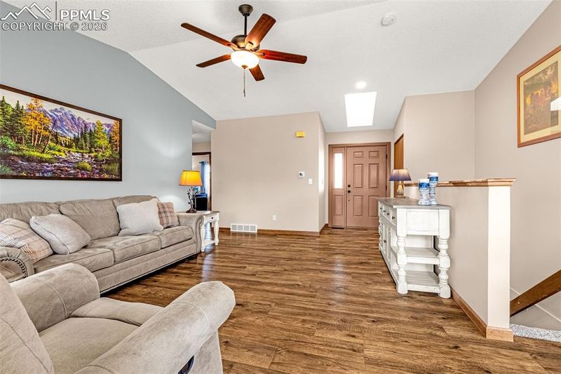 1015 Marsh Hawk Dr, Colorado Springs, CO 80911