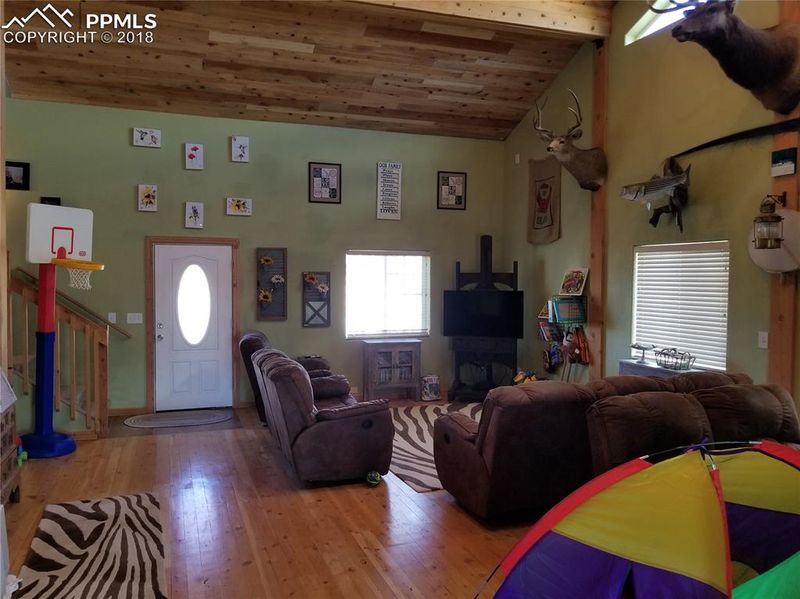 1015 Q St, Penrose, CO 81240