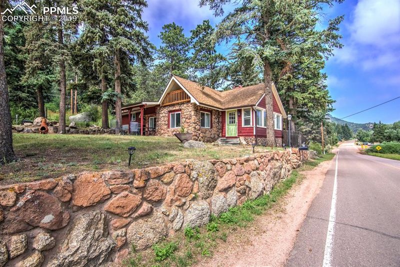 10155 Chipita Park Rd, Cascade, CO 80809