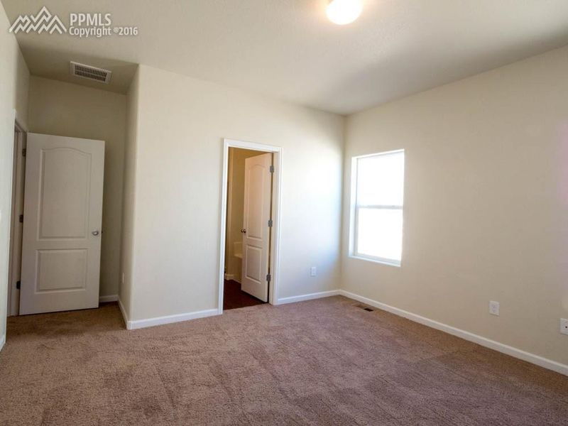 10156 Seawolf Dr, Colorado Springs, CO 80925