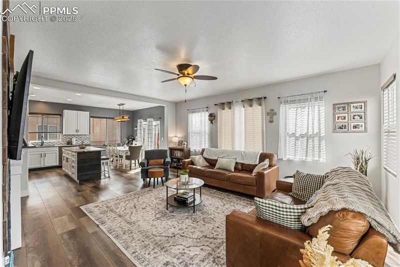 10158 Angeles Rd, Peyton, CO 80831
