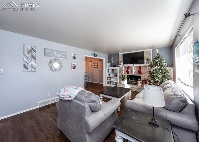 1016 N Chelton Rd, Colorado Springs, CO 80909