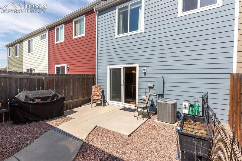 10162 Silver Stirrup Dr, Colorado Springs, CO 80925