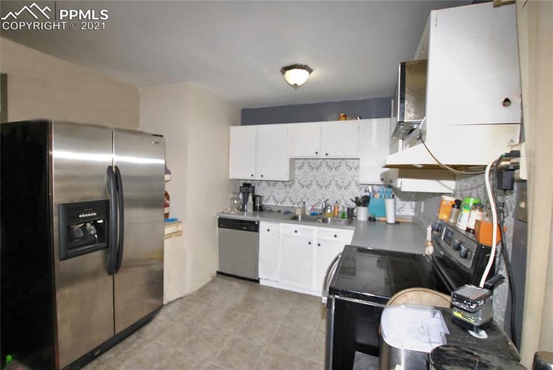 1017 Rainer Dr, Colorado Springs, CO 80910