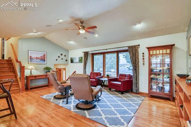 1017 N War Eagle Dr, Colorado Springs, CO 80919