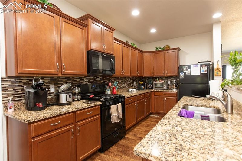 10172 Seawolf Dr, Colorado Springs, CO 80925