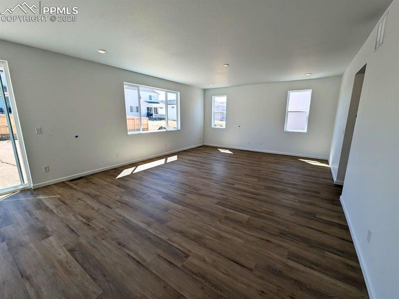 10187 Kingsbury Dr, Peyton, CO 80831