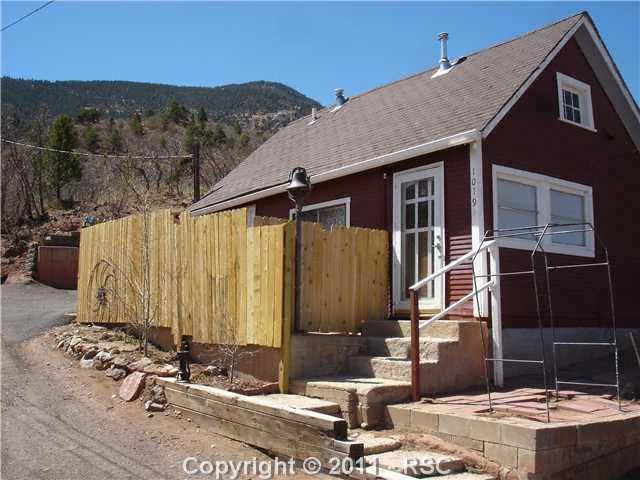 1019 Midland Ave, Manitou Springs, CO 80829