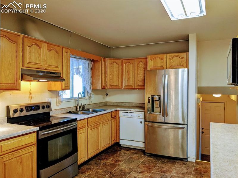 1019 Querida Dr, Colorado Springs, CO 80909