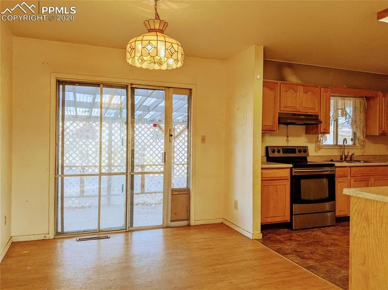 1019 Querida Dr, Colorado Springs, CO 80909