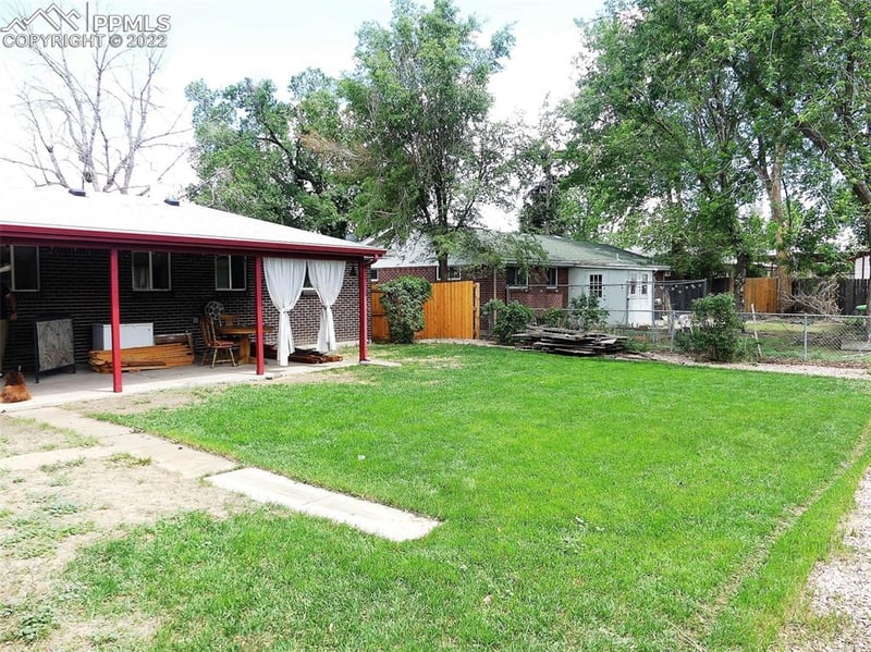 102 Chelton Rd, Colorado Springs, CO 80909