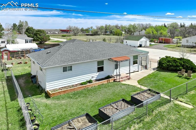1021 8th St, Calhan, CO 80808