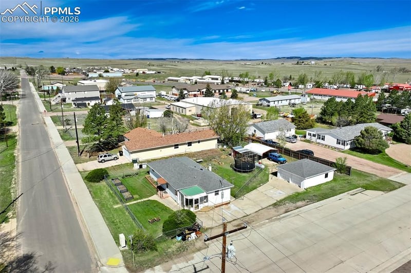 1021 8th St, Calhan, CO 80808