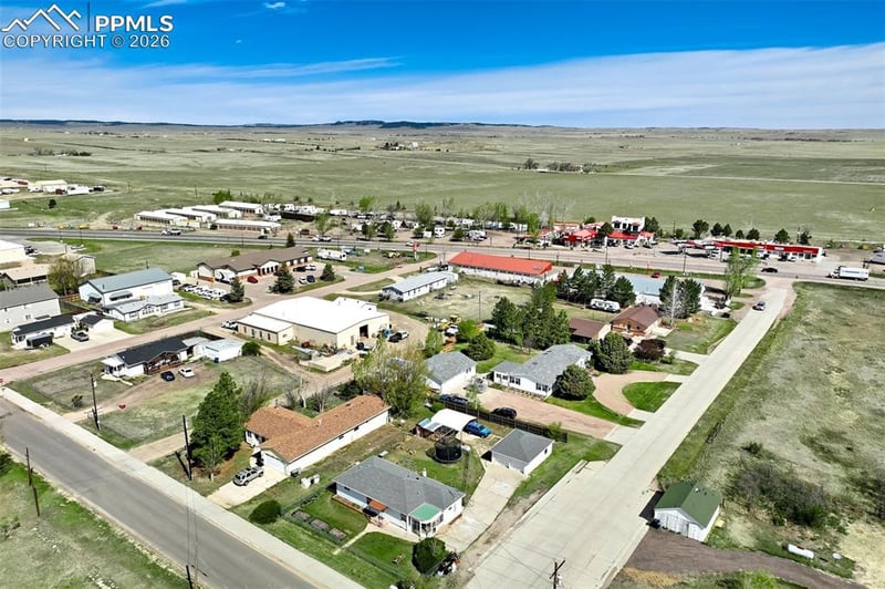 1021 8th St, Calhan, CO 80808