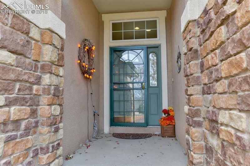 10227 Clovercrest Dr, Colorado Springs, CO 80920