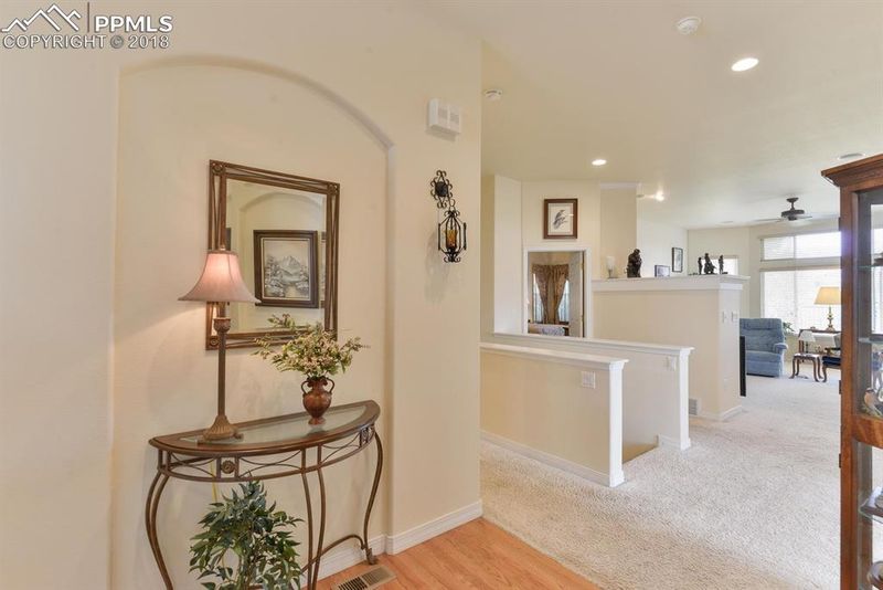 10227 Clovercrest Dr, Colorado Springs, CO 80920