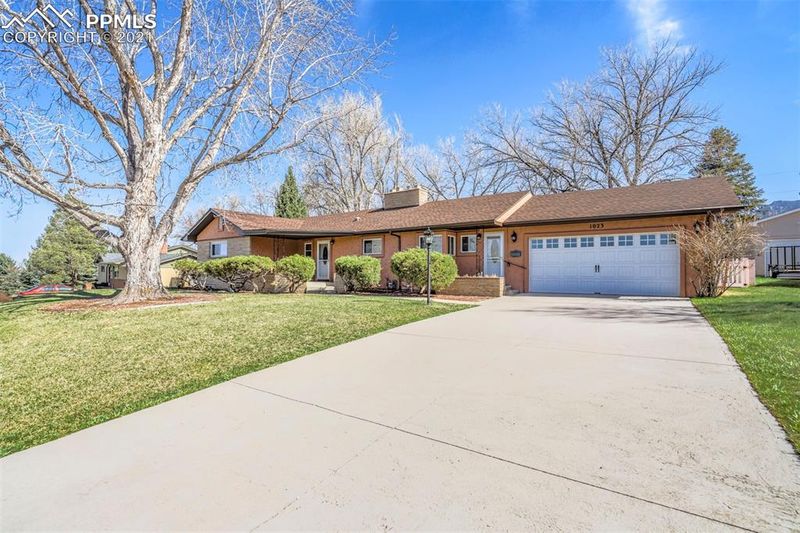 1023 Jupiter Dr, Colorado Springs, CO 80905