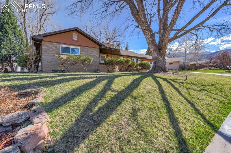 1023 Jupiter Dr, Colorado Springs, CO 80905